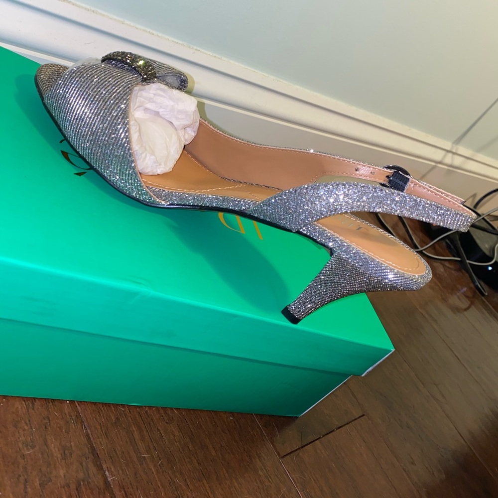 Pewter Kitten Heel
